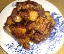 砂锅红焖肉的做法