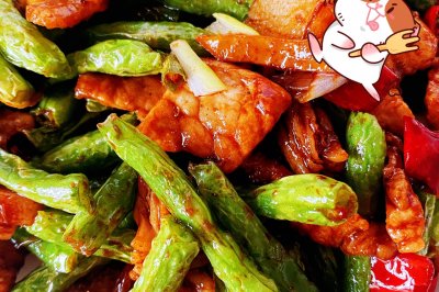 五花肉炒豆角