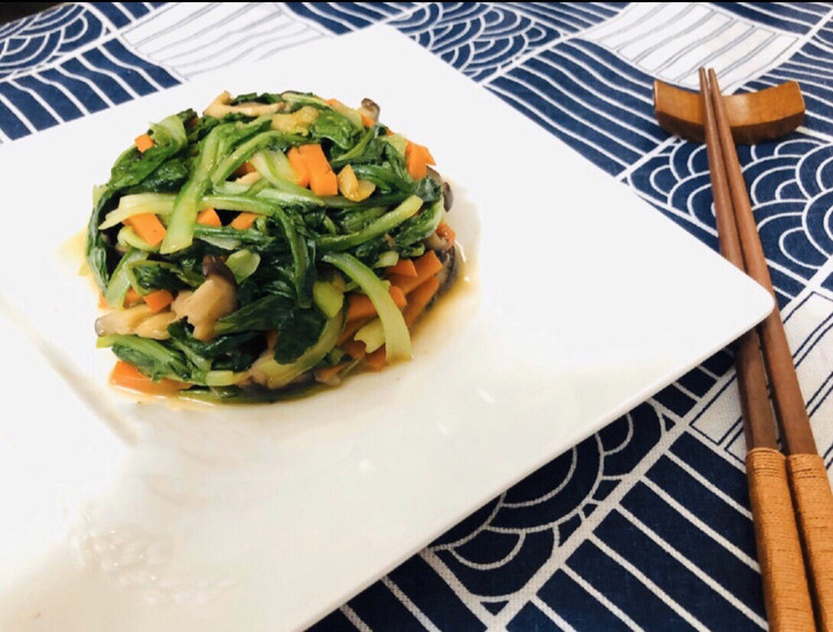清炒香菇小白菜的做法
