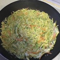 南瓜丝饼的做法图解2