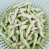 南瓜蒸豇豆角的做法图解1