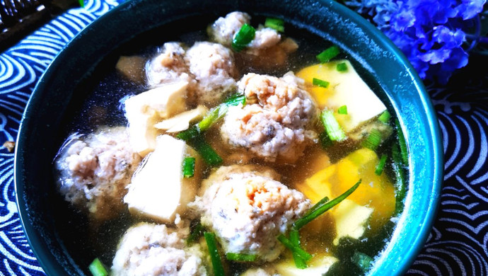 豆腐鱼丸子汤