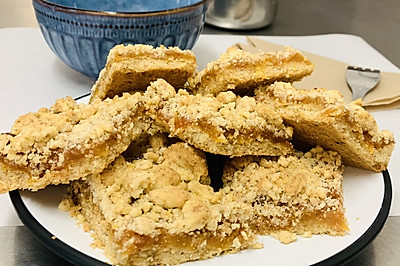 全麦杏脯酥薄饼（apricot slice)