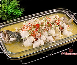 “金汤开味鲈鱼”怎样做酸辣爽口、鲜味十足，鱼肉又滑又嫩的做法