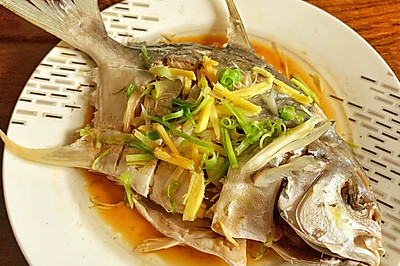 清蒸金鲳鱼