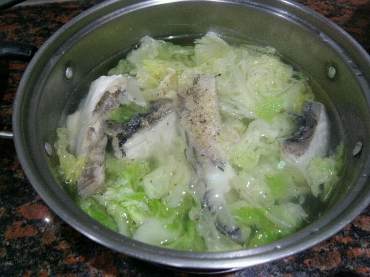 清淡鱼汤的做法