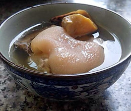 冬菇猪脚汤的做法