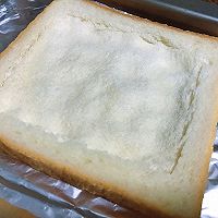 吐司太阳蛋的做法图解2