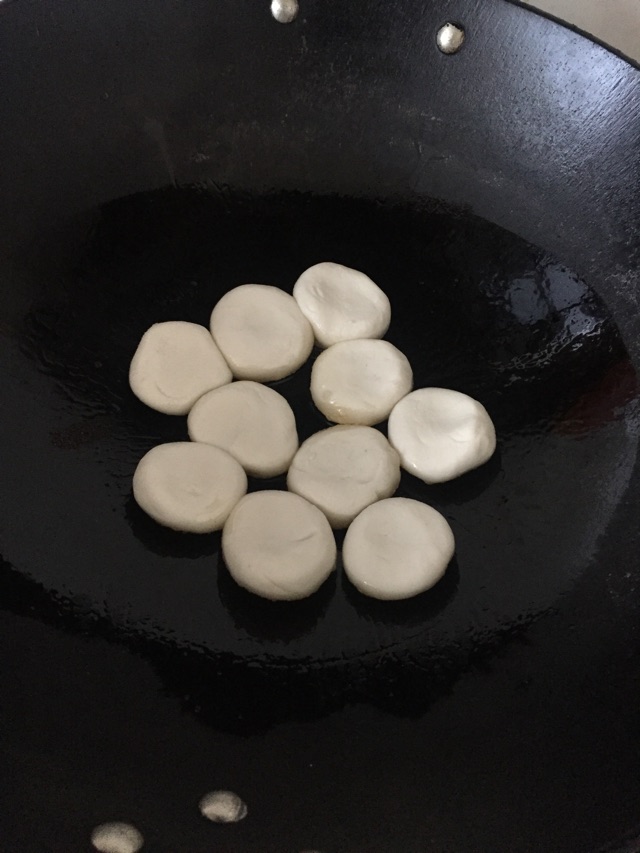 糖油糍粑的做法图解2