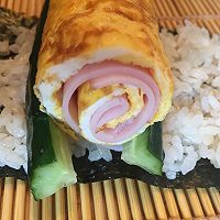 杨小厨特制之春天花花紫菜包饭。的做法图解8