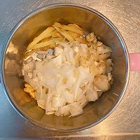 食材好找又快手的夏季肉沫豆角打卤面的做法图解4