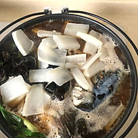 家常的鱼头炖萝卜的做法图解5