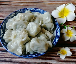 韭菜鸡蛋肉水饺的做法