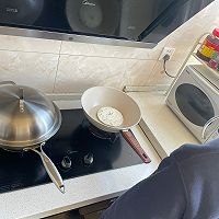 快手早餐：全营养鸡蛋卷饼—手抓饼版的做法图解2