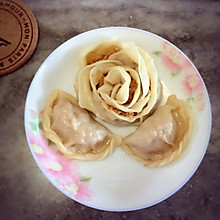 玫瑰花饺子 --宝宝们七夕快乐哦~