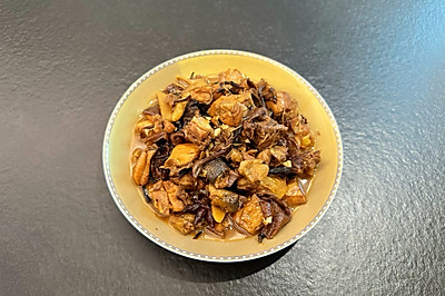小鸡炖蘑菇