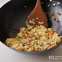 自制海苔拌饭料 | 海苔鲔鱼炒饭的做法图解9