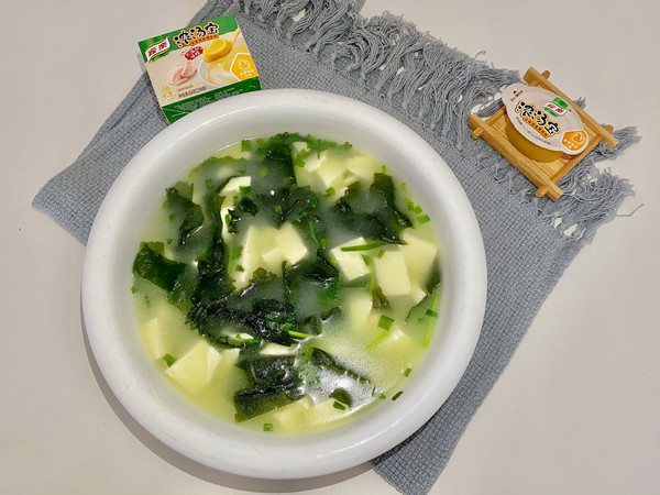 裙带豆腐汤