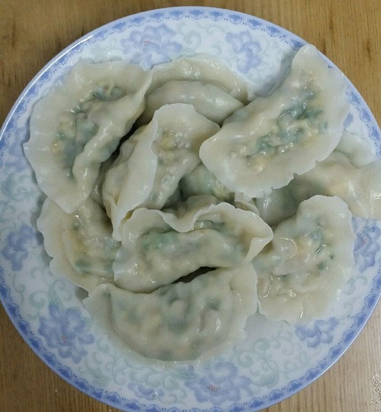 韭菜鸡蛋虾仁肉馅饺子的做法