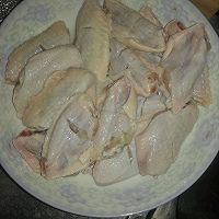 鸡翅焖锅的做法图解1