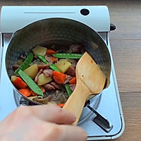#做道懒人菜，轻松享假期#日式土豆炖牛肉&口蘑荷兰豆的做法图解7