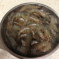 #花10分钟，做一道菜！# 姜末蒸草虾的做法图解1