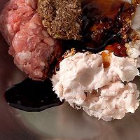 泰国炸猪肉虾仁蟹肉卷的做法图解5