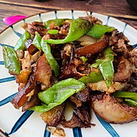 猪头肉炒辣椒的做法图解10