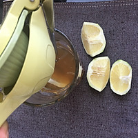 給我感冒的盆友。好簡單檸檬薑湯的做法图解12