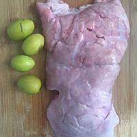 青橄榄猪肺汤的做法图解1