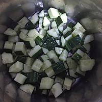 【土豆黄瓜丁】的做法图解2