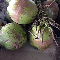 椰子炖排骨汤的做法图解1