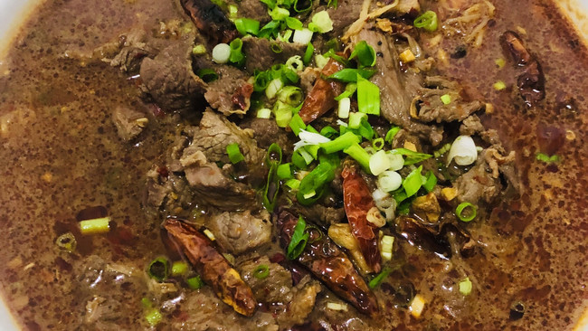 麻辣水煮牛肉片—必不可少的开胃菜的做法