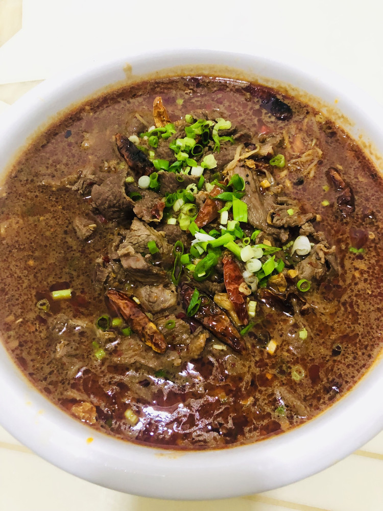 麻辣水煮牛肉片—必不可少的开胃菜的做法