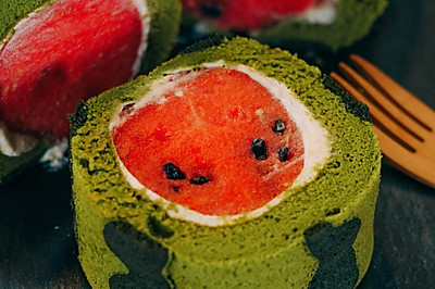 【初味日记】超萌的西瓜蛋糕卷，抹茶味的西瓜皮你吃过没有？！
