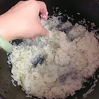 咸鸡玉米粥的做法图解3