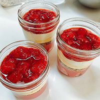 层层美味的法式草莓覆盆子罐子蛋糕的做法图解8