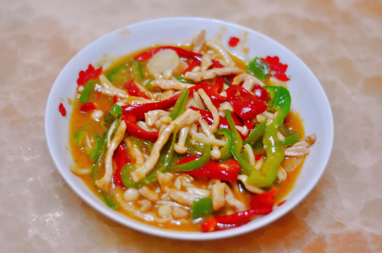 白玉菇炒肉丝的做法