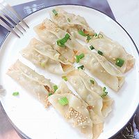 锅贴的做法图解18