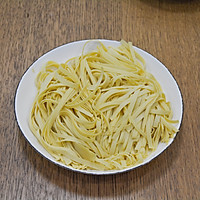 #外婆乡炒出火锅香#金针菇豆皮麻辣煲的做法图解2