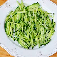 #皇后红玫瑰花式做法#海味温拌加拿大北极虾的做法图解4
