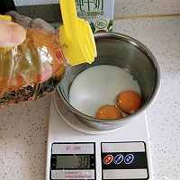 彩虹小蛋糕的做法图解2