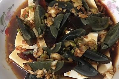 皮蛋豆腐