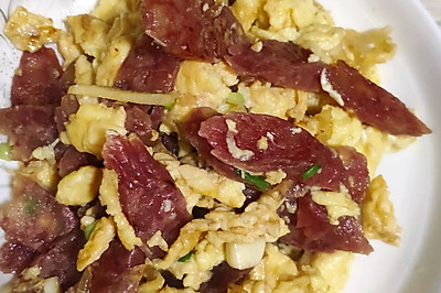 腊肠炒鸡蛋