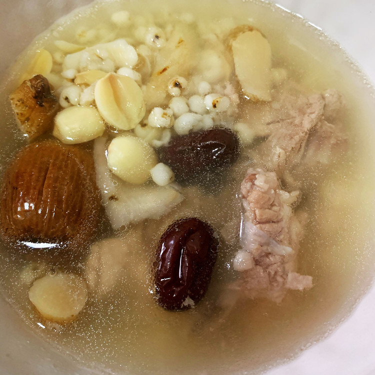 清热祛湿老火靓汤【薏米玉竹百合汤】的做法