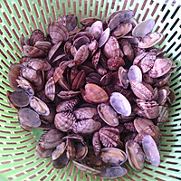 经典美味_老干妈炒花甲的做法图解1