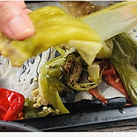 快手菜～手撕辣椒拌松花的做法图解4