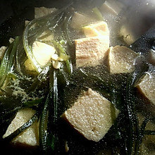 冻豆腐海带虾皮汤