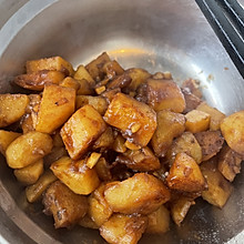 比肉还好吃·简单美味的红烧土豆