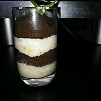 奥利奥香蕉奶昔的做法图解3